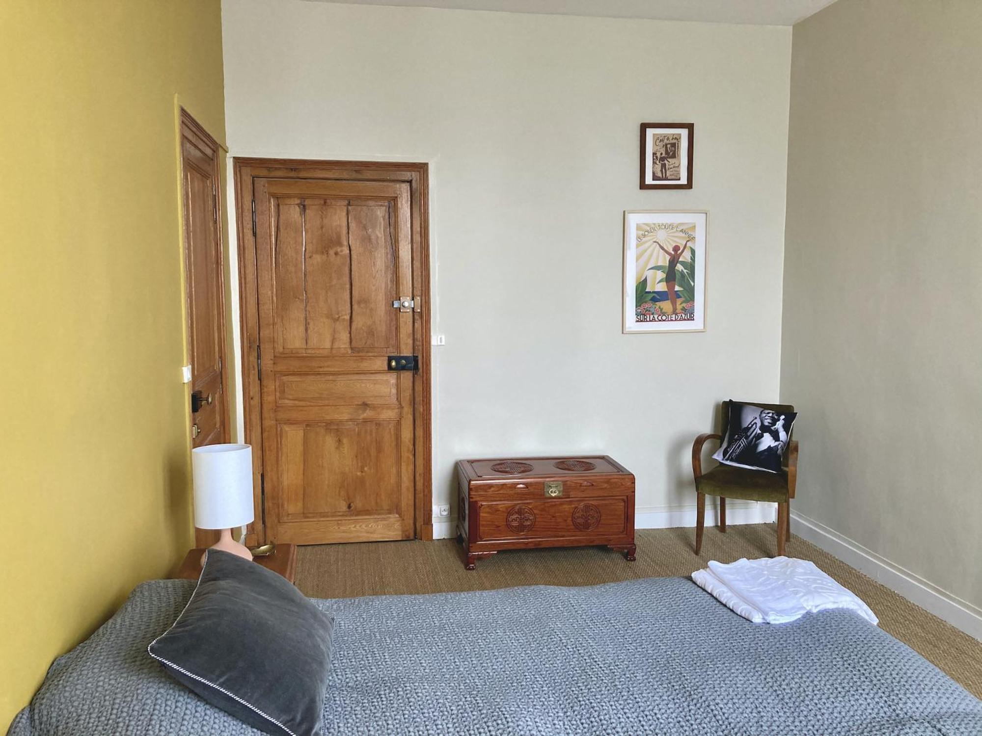 Maison D'Hotes La Doucelle Culture Et Bien-Etre Lignieres-Orgeres Habitación foto